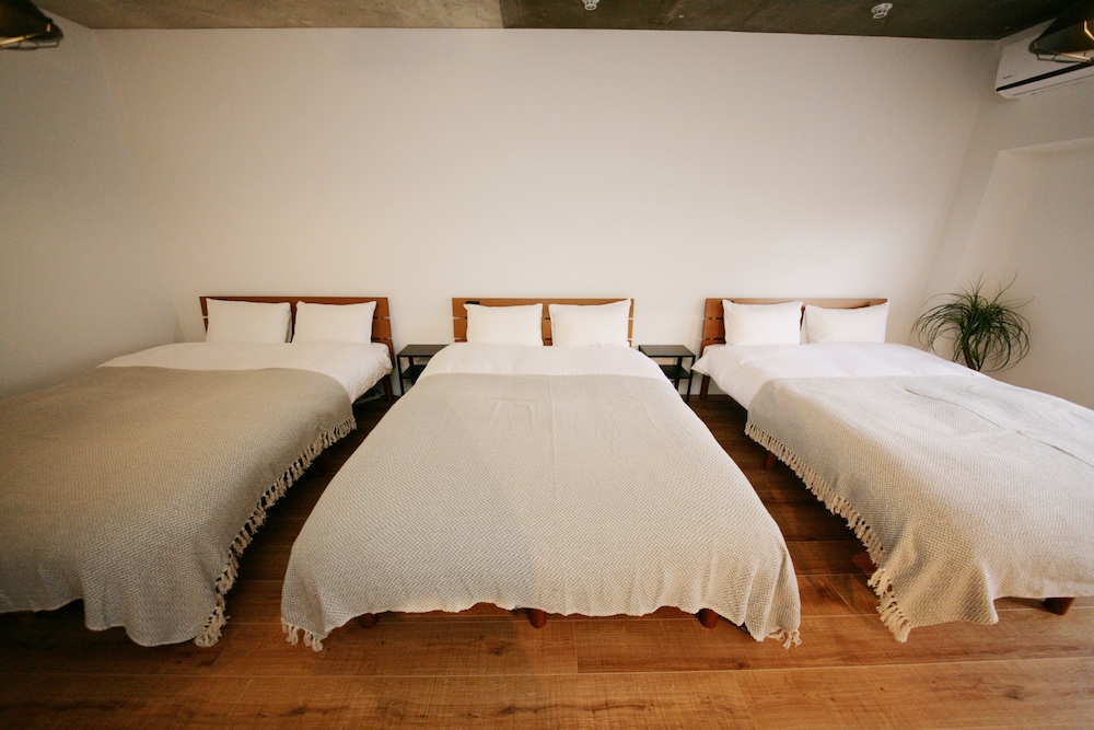 goom Hotel Hakata-Higashihie-Ekimae view 4