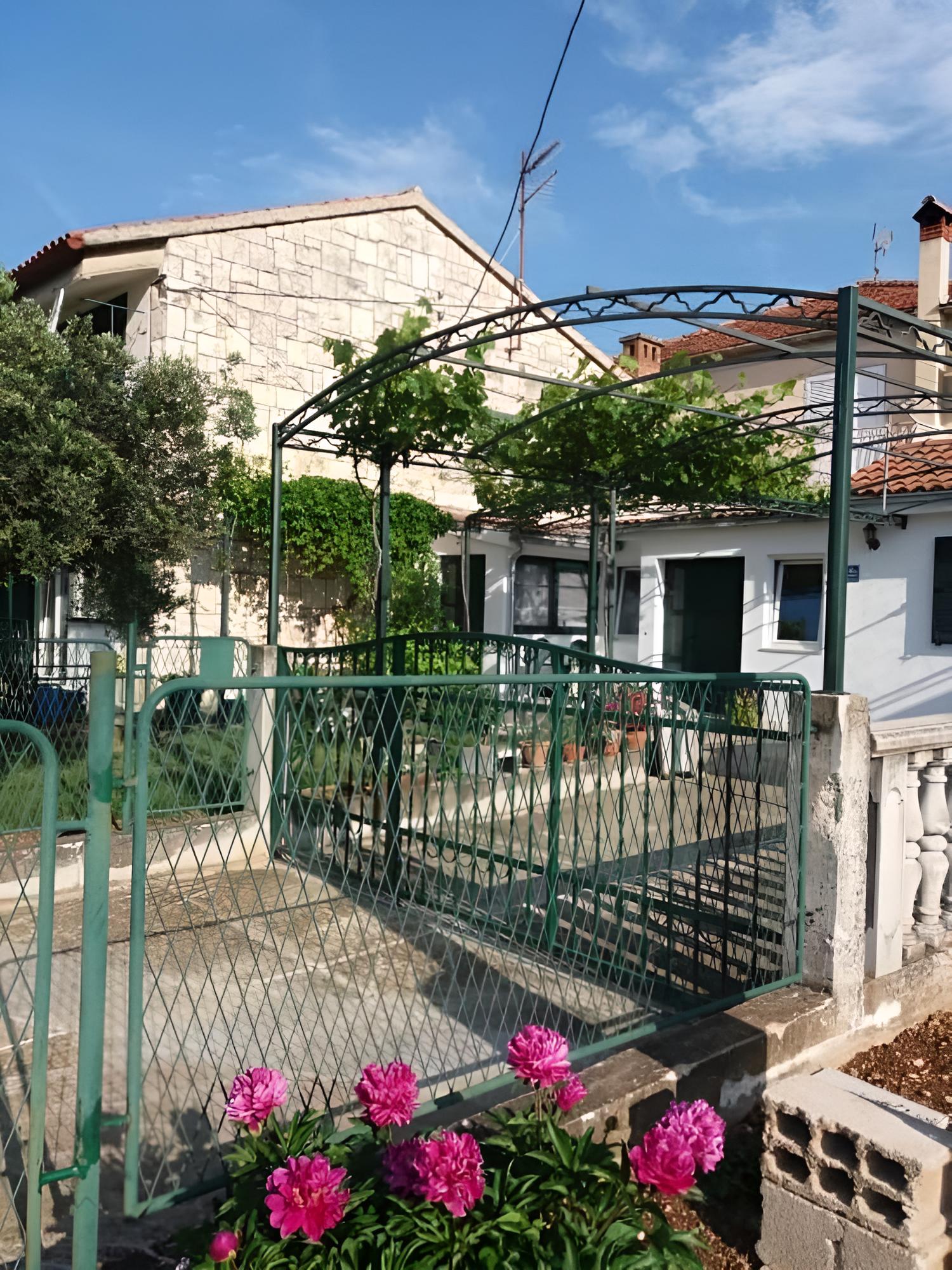 Photo 31