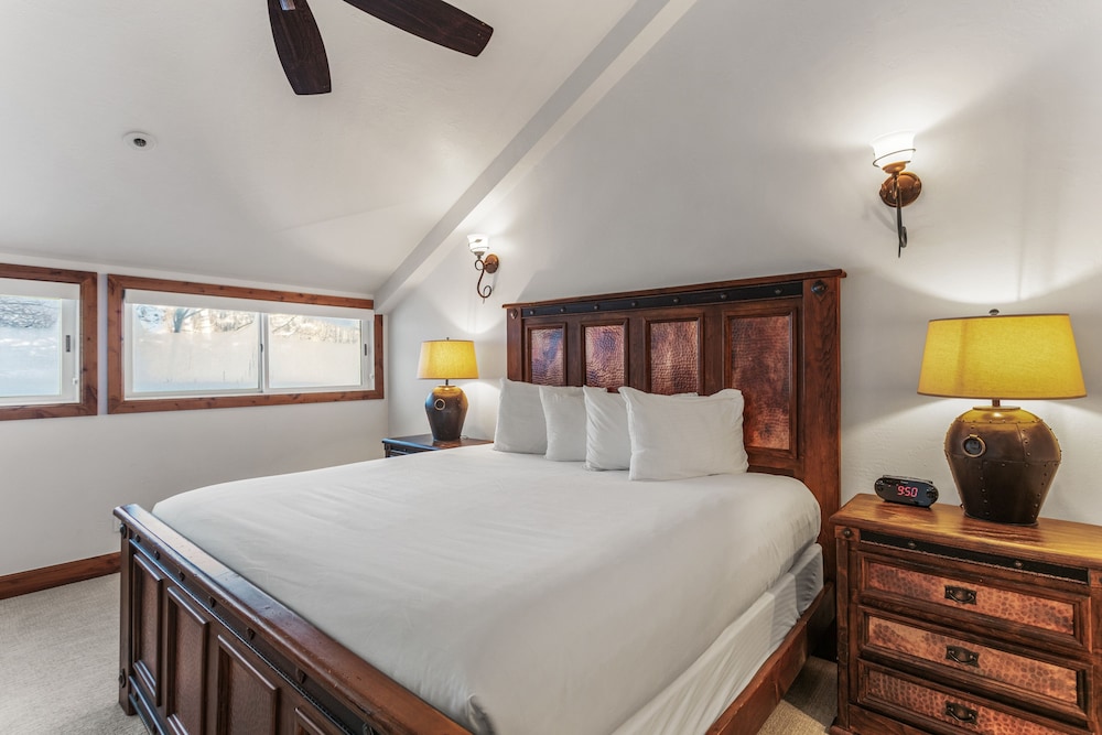 Queen Esther at Deer Valley Resort - Four Bedroom Condo with Hot Tub #2348 4 Condo