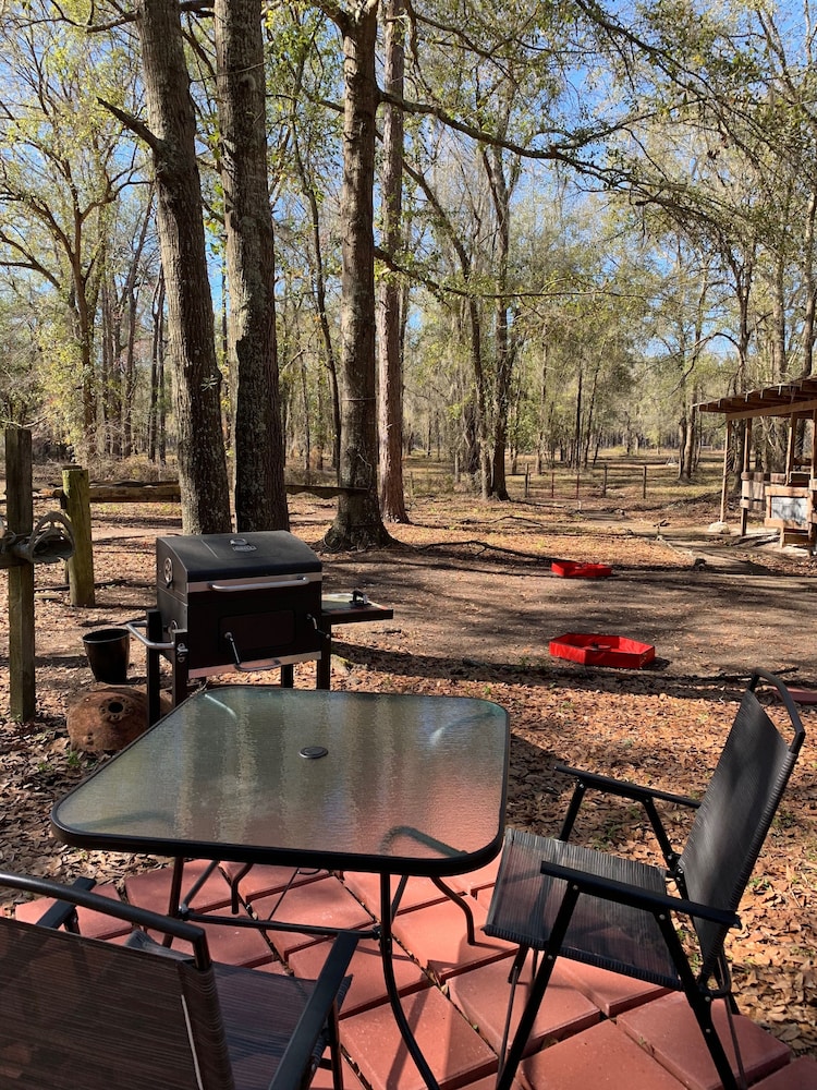 Comfy Camping At The Forge - Property Image 3