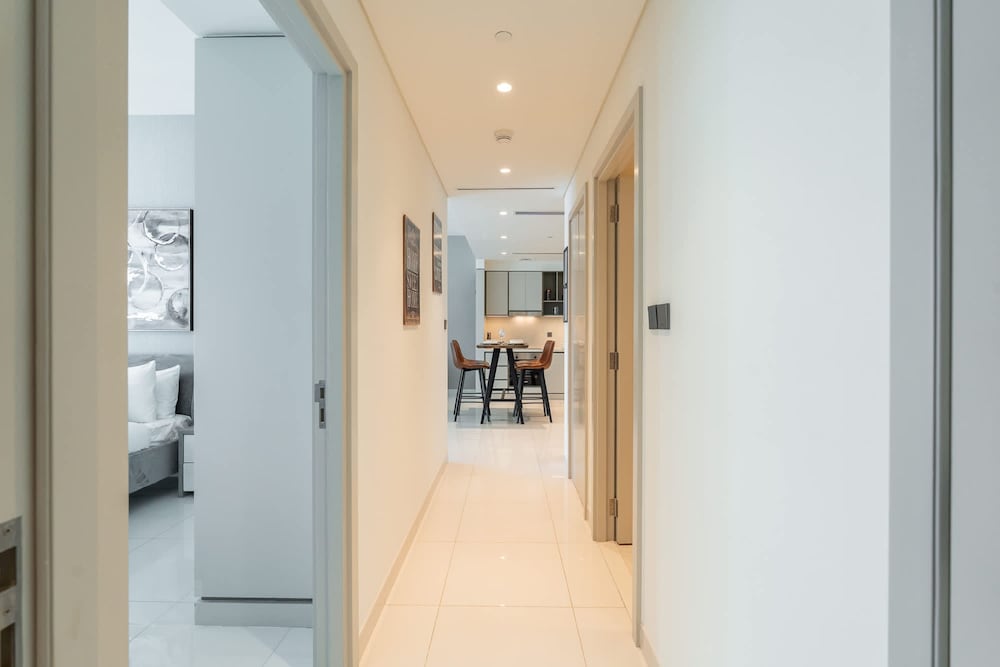 Mesmerizing 2BR in Emaar Beachfront With Sea Views
