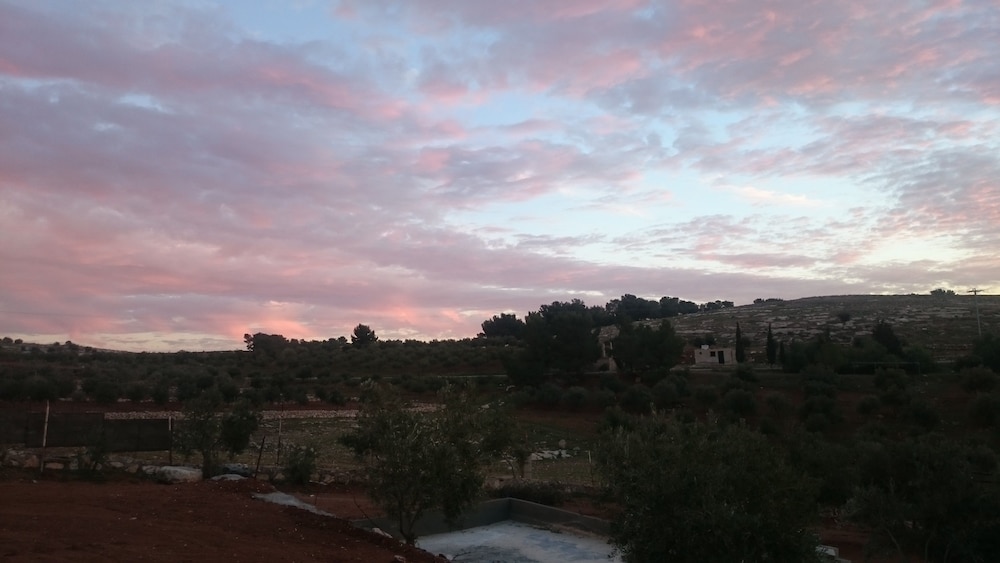 Town of Nebo Hotel