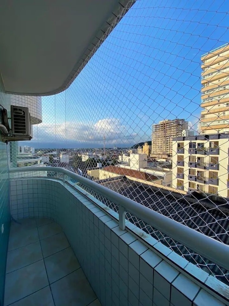 Apto Boqueirão próximo ao Mar