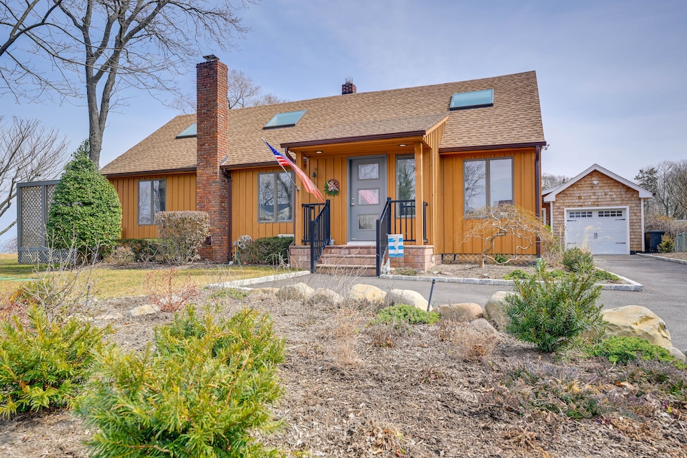 Amazing Rocky Point Retreat Overlooking the Sound! - Property Image 34
