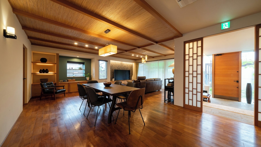 Villa Ishinokura Hotel