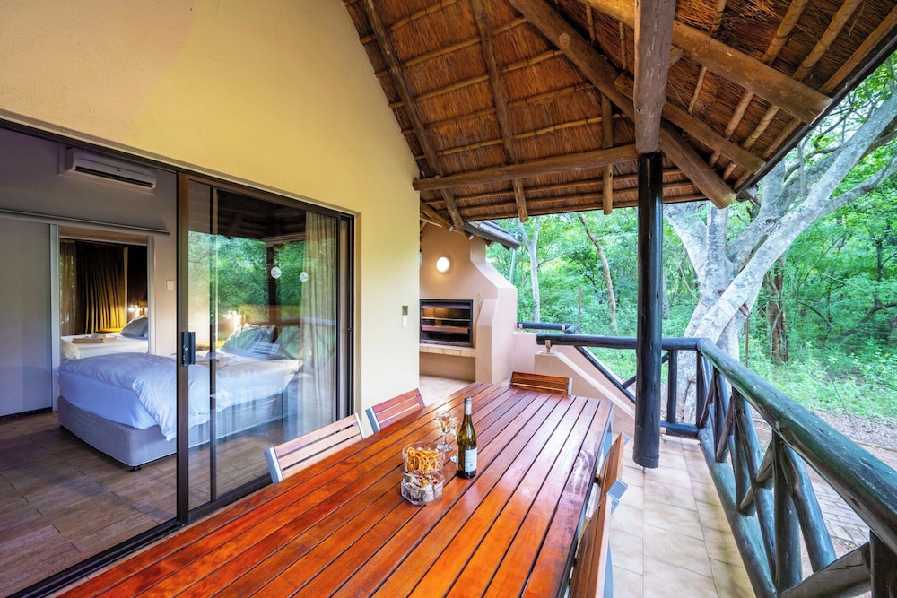First Group Sanbonani Resort