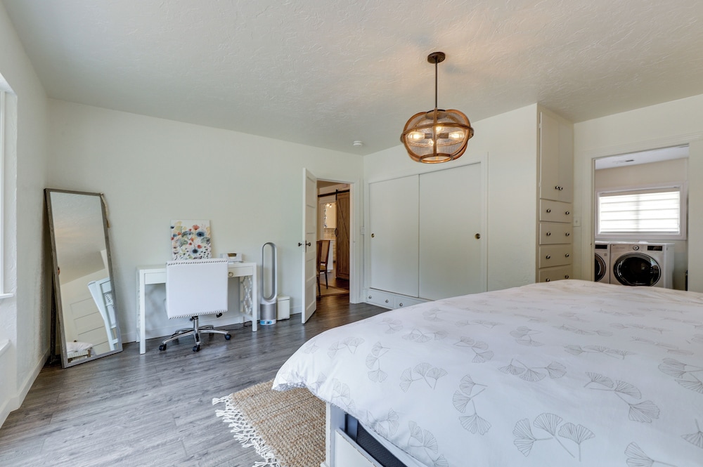 Sonoma County Vacation Rental w/ Vineyard Views!