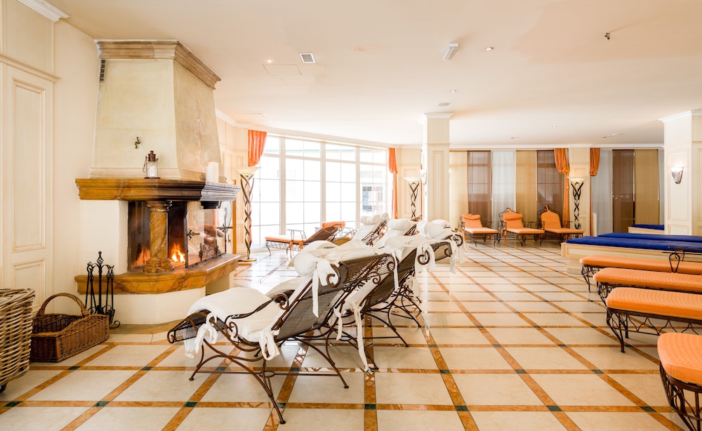 Wellnesshotel ...liebes Rot-Flüh
