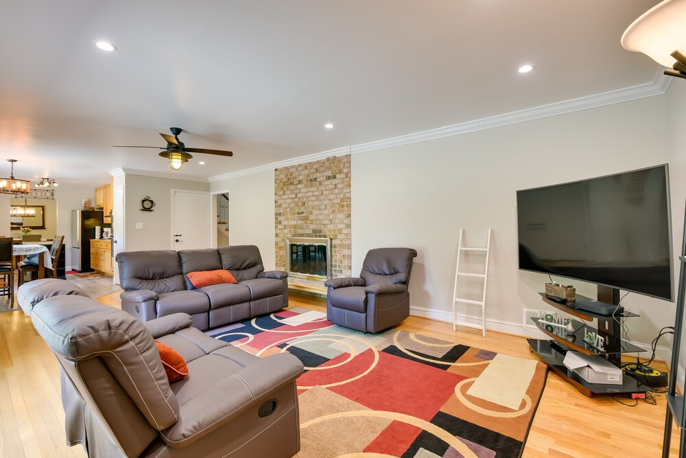 Rockville Home: Patio Oasis, Fireplace, Near DC! - Property Image 33