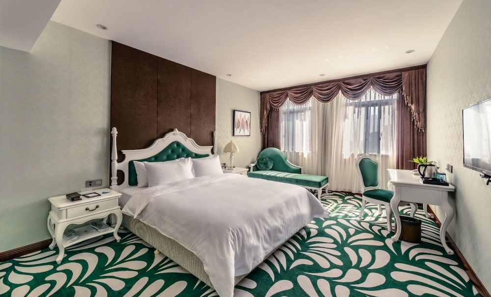 Shidu Purple Yuet Hotel