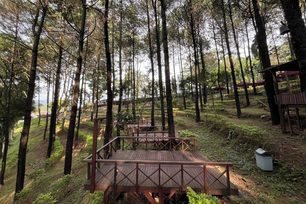 Alas Pacet by TwoSpaces Mojokerto