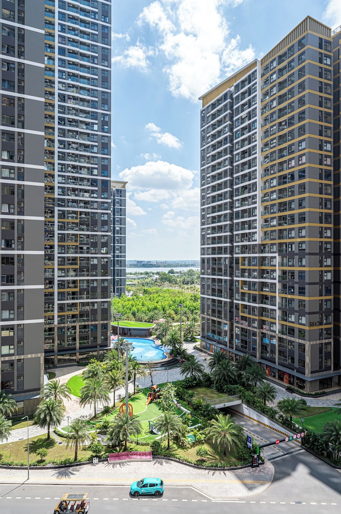 LA Nest 1BR River View Near Vincom