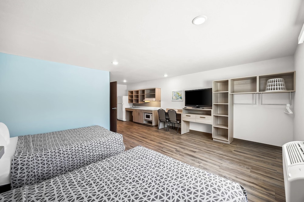 WoodSpring Suites Jackson Hub City