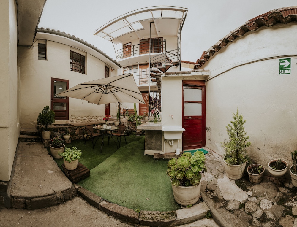 Askha Cusco Inn