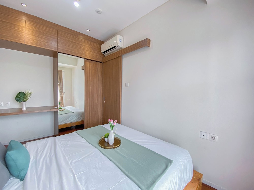 Cozy and Simply 2BR Apartment at Parahyangan Residence