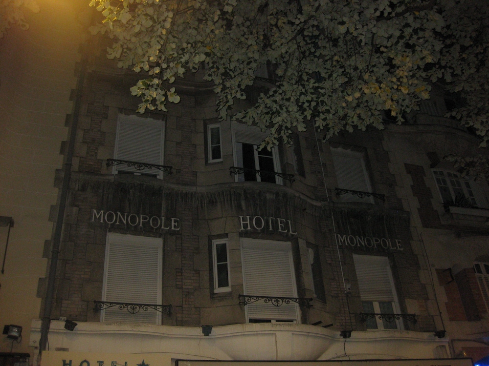 Hotel Le Monopole - Image 1