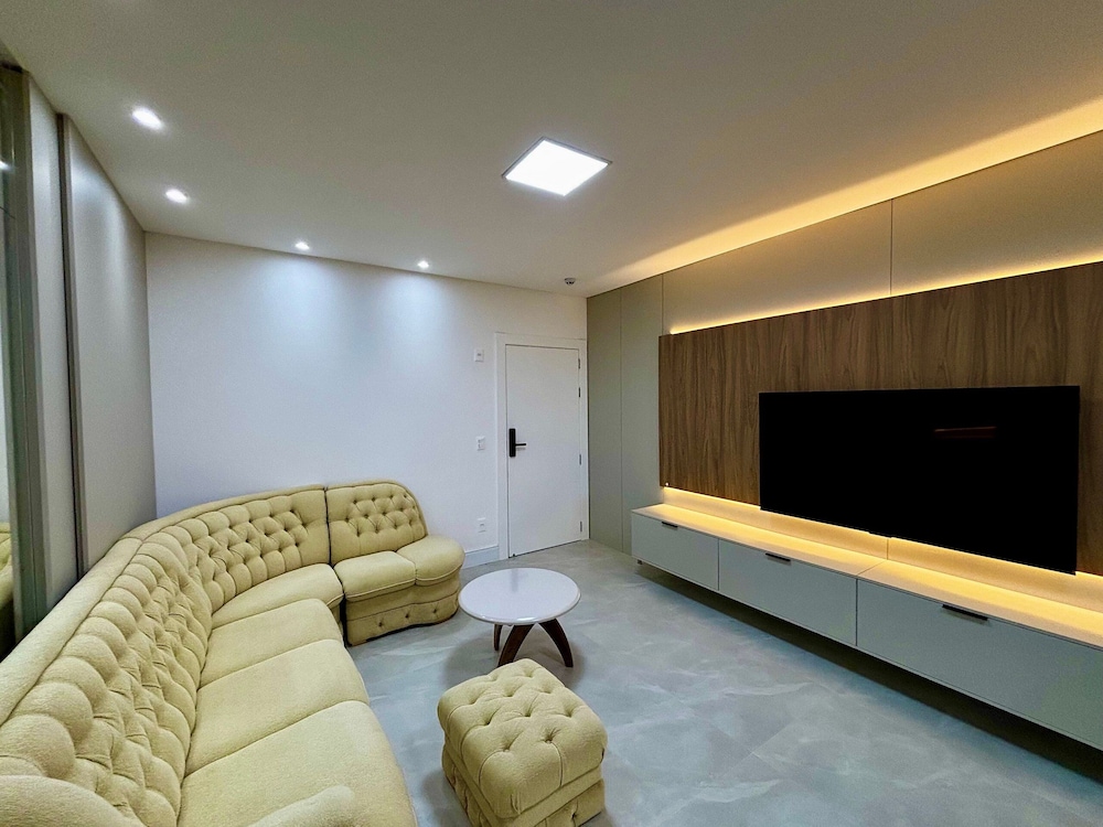 Apt With 3 Suites, Barbecue and sea View Den1301