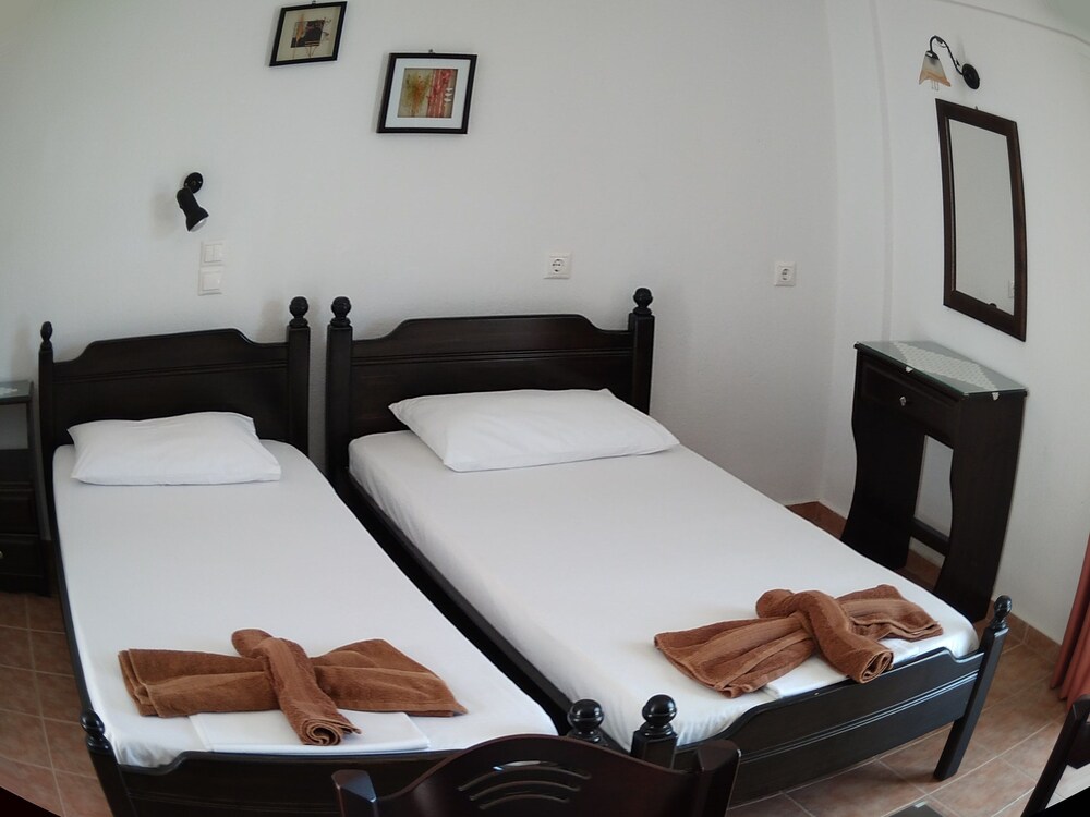 Skiathos Holiday House