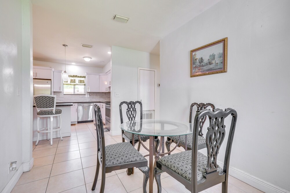 Stay Near Las Olas Beach: Home w/ Fenced Backyard