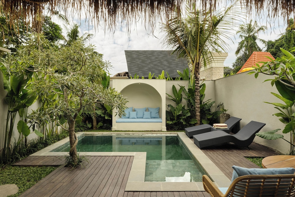 Changi Jungle Ubud Villas