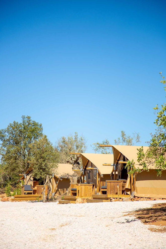 Hotel Oasis Surfcamp - Image 1