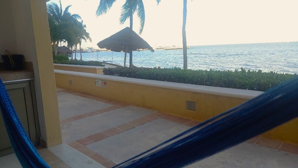 Punta Me Apartment Beach Front Hotel