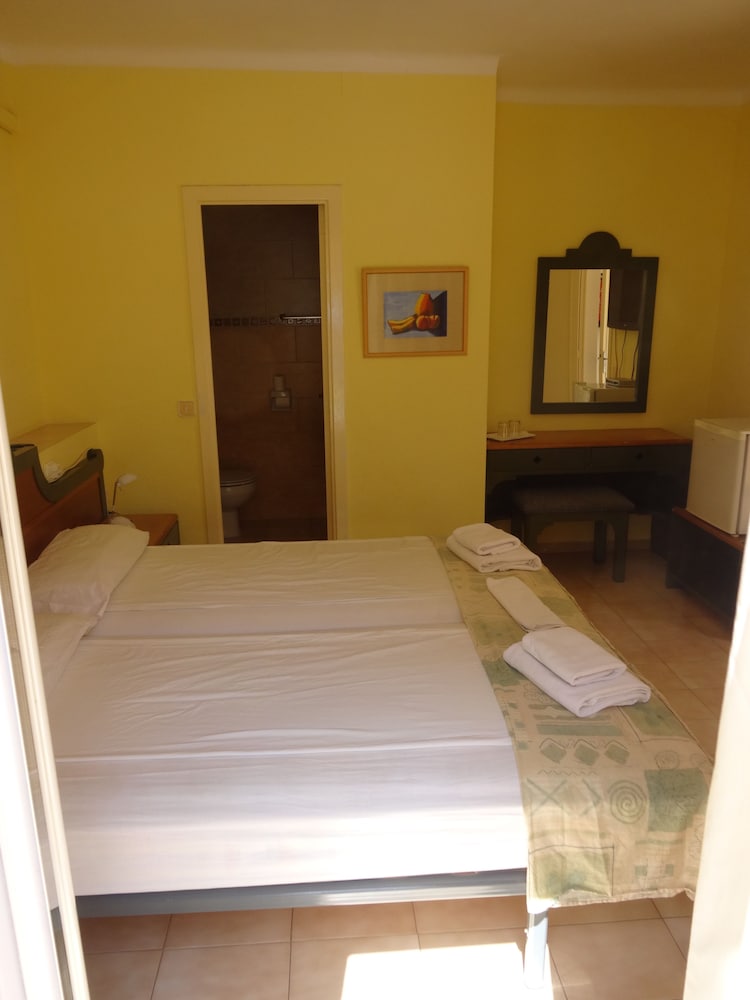 Hostal Amistad