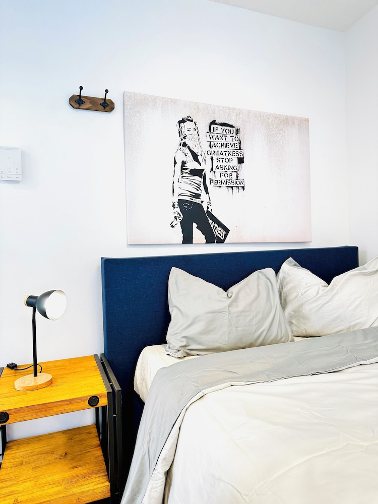 Cozy 5BR Apartment Near Kaufpark