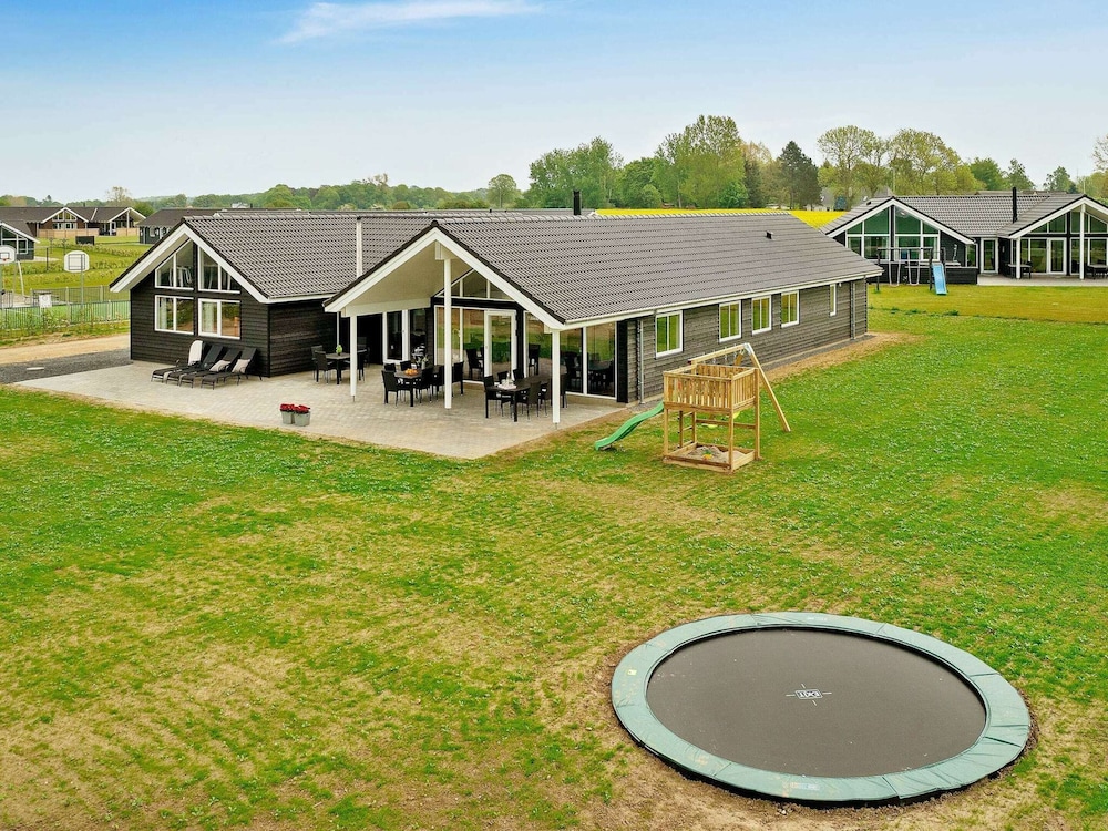 18 Person Holiday Home in Bogense