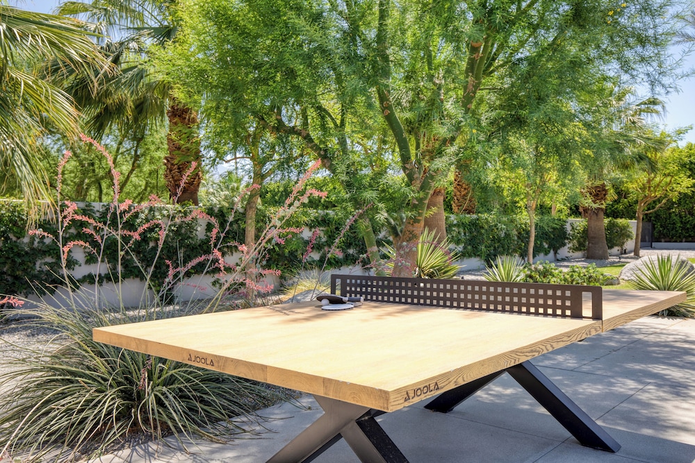 The Polo Villas by AvantStay – Modern Oasis Near Empire Polo Club