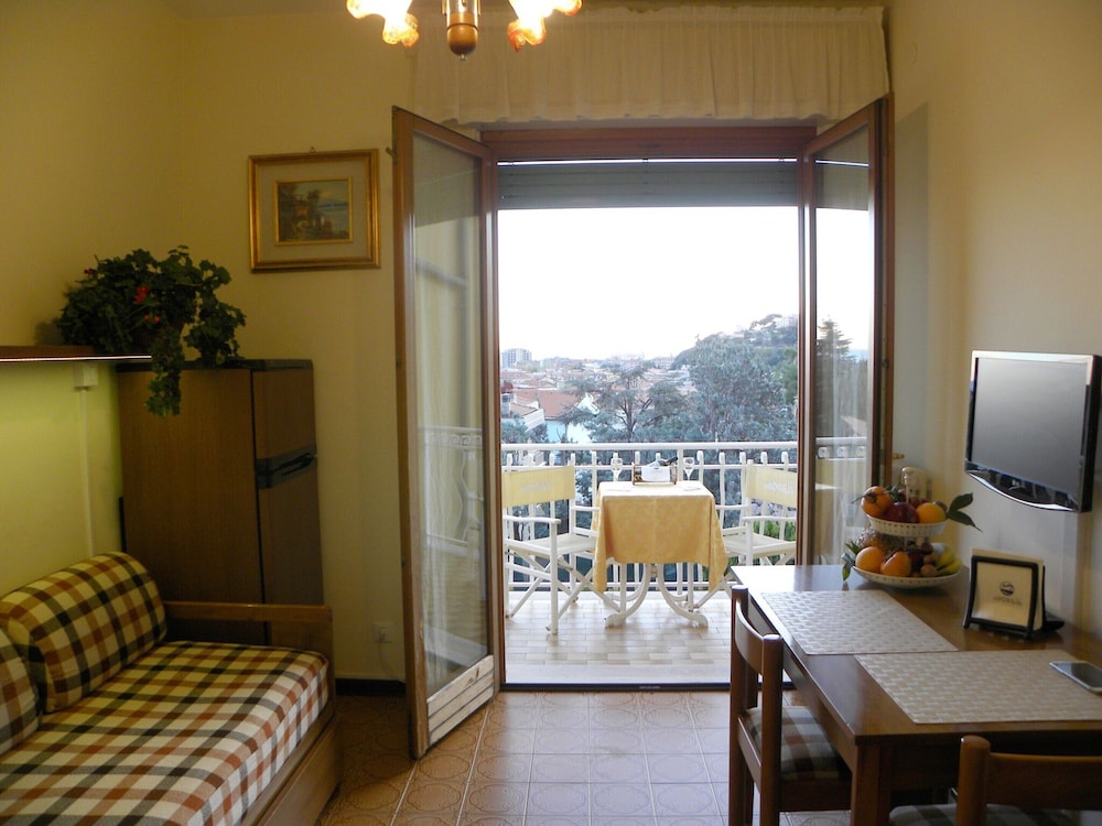 Apartment in Pietra Ligure With Communal Terrace-formerly TUI Ferienhaus photo 4