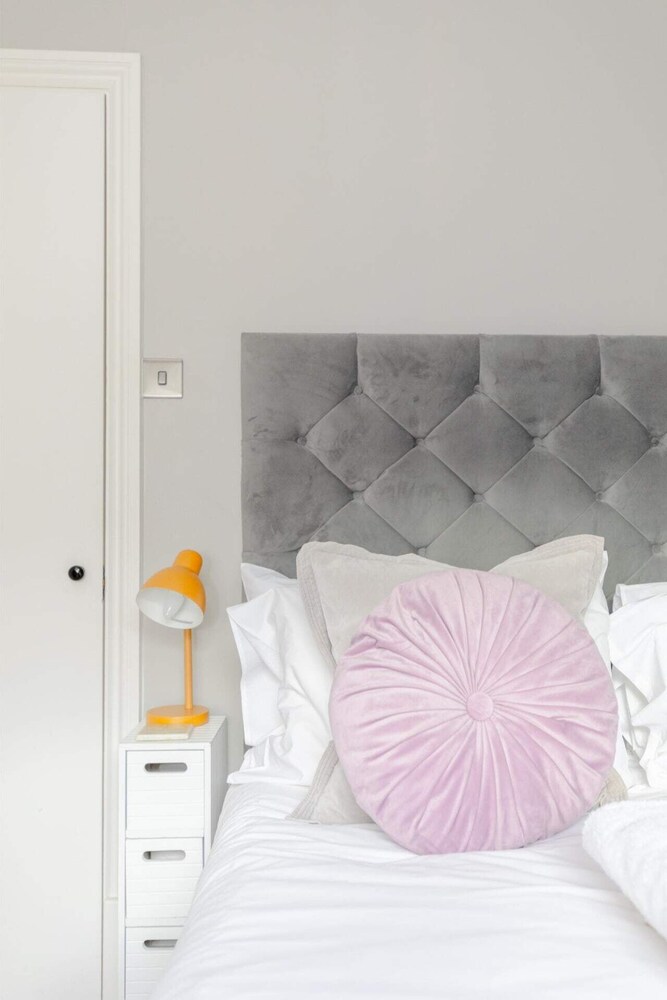 Vogue 1 Bedroom Pimlico Flat Near Victoria Station