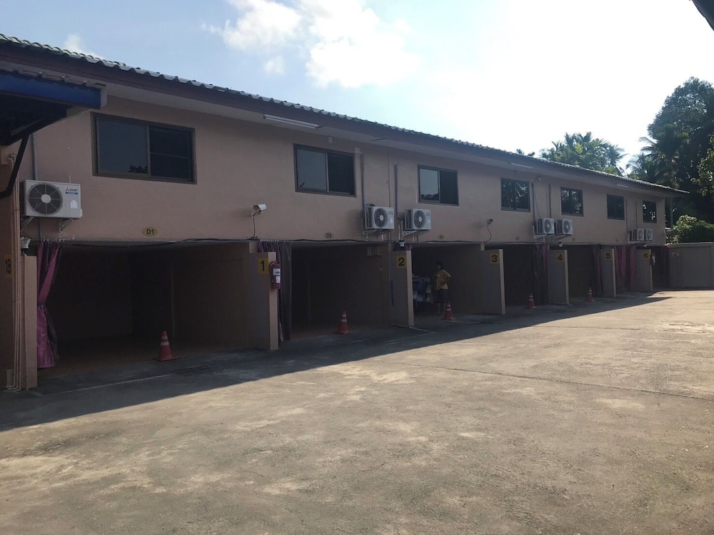 Sai Charoen Resort
