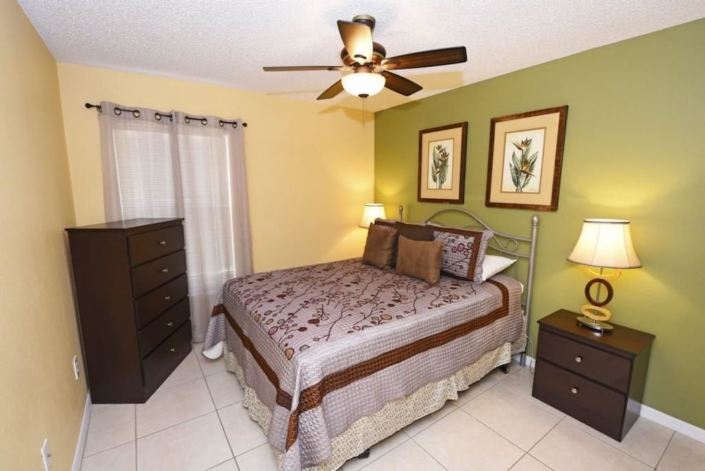 2676 Emerald Island House 5 Bedroom by Florida Star - Image 4