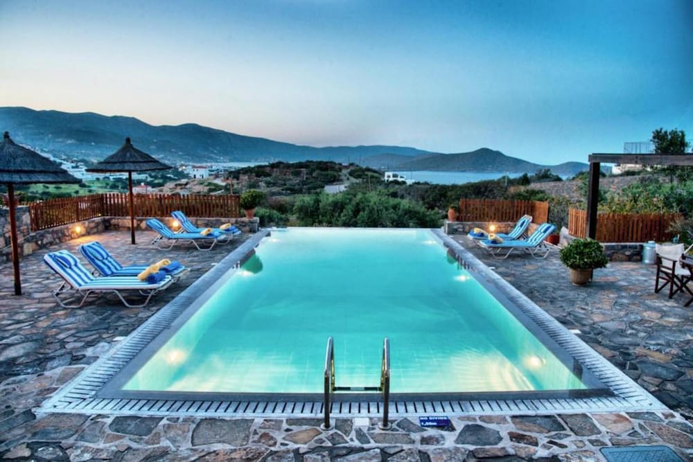 Villa Glan Y Mor in Agios Nikolaos