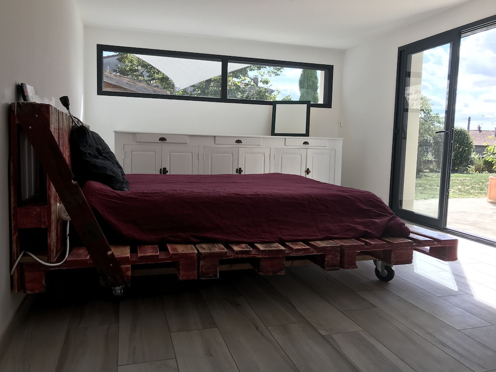 Chambres d’hôtes, Gîte, Suite : “Au Hangar ”