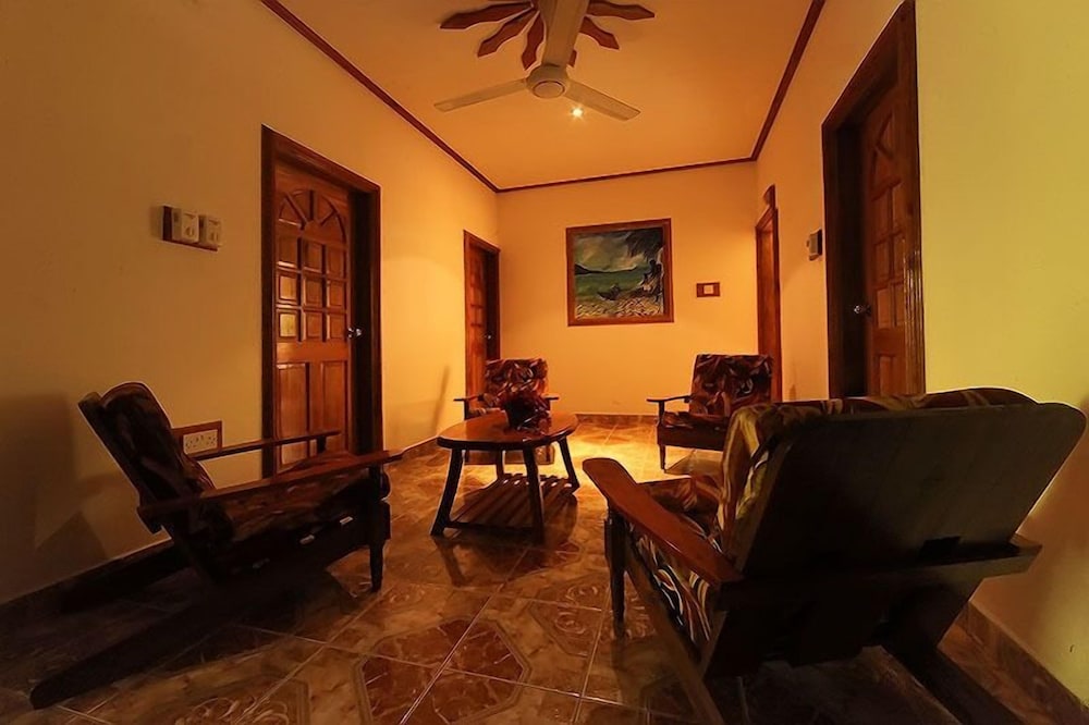 Omusee Guesthouse