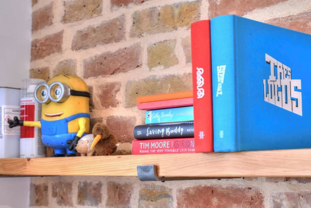 Photo 9