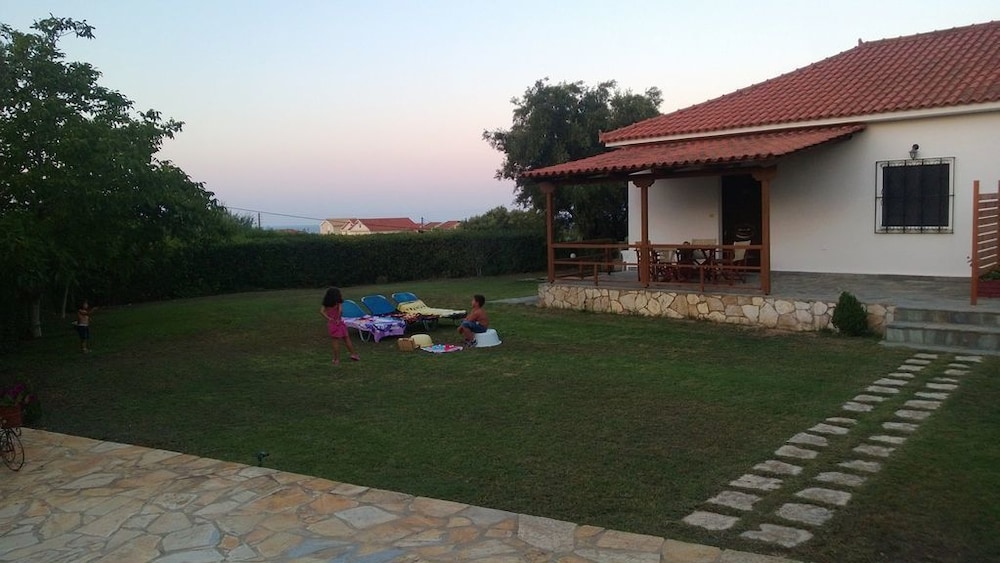 Photo 13