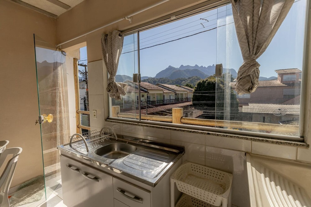Apto c Wi-fi Garagem e Vista das Montanhas