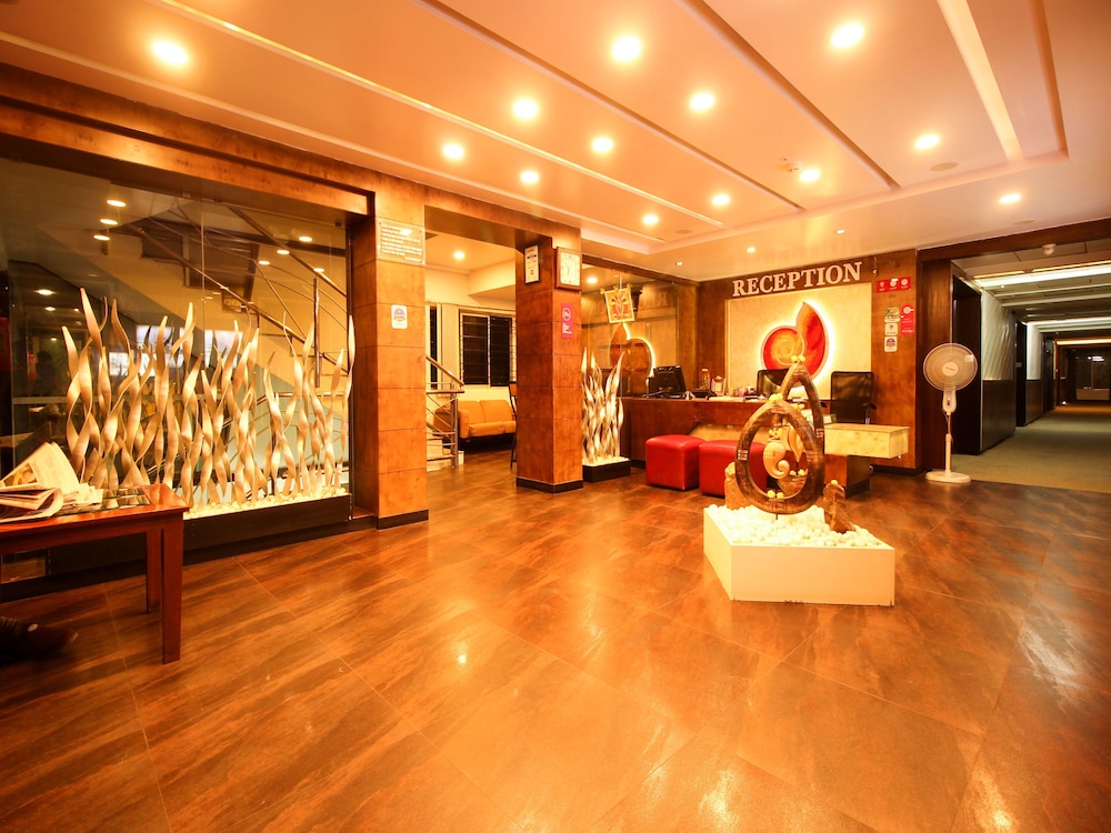 OYO 7752 Hotel Diva Residency