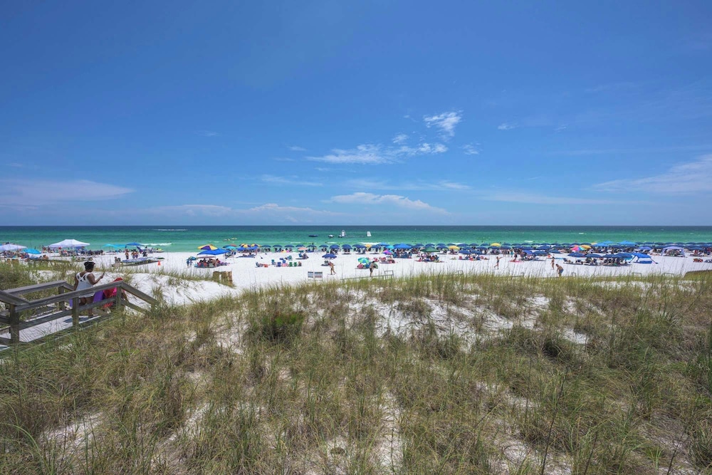 Seascape - Across From Pool and Tennis - Beach