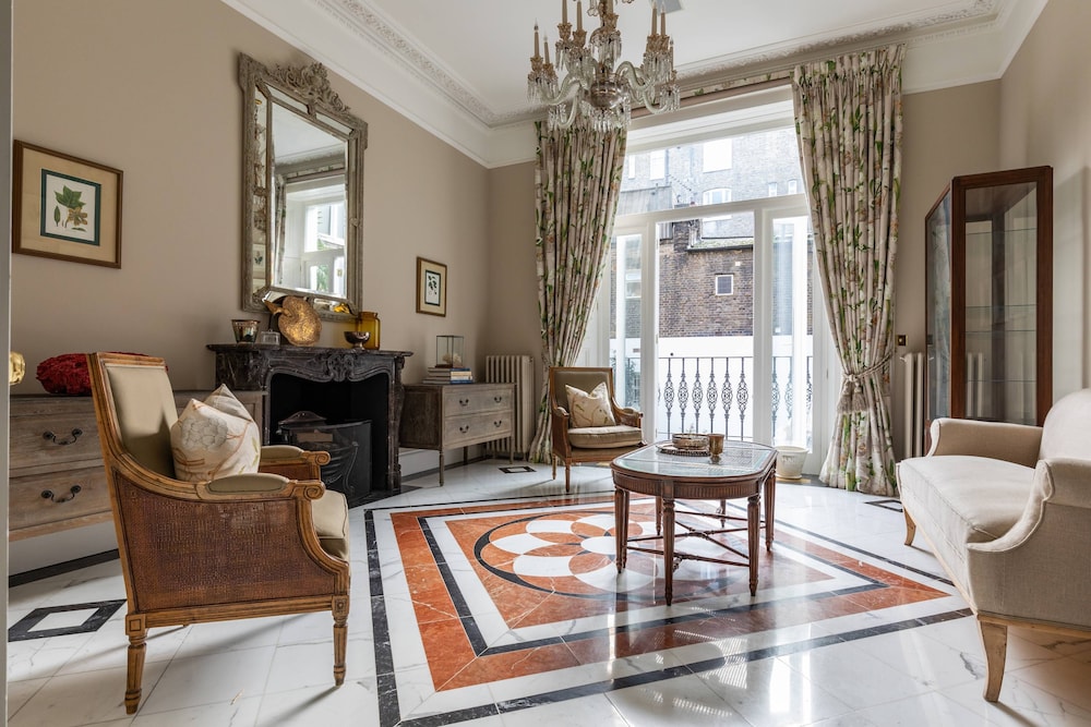 Earl's Court Square XI by Onefinestay
