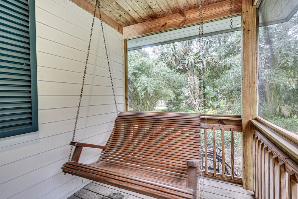 Palm Coast Vacation Rental < 1 Mi to the Beach!