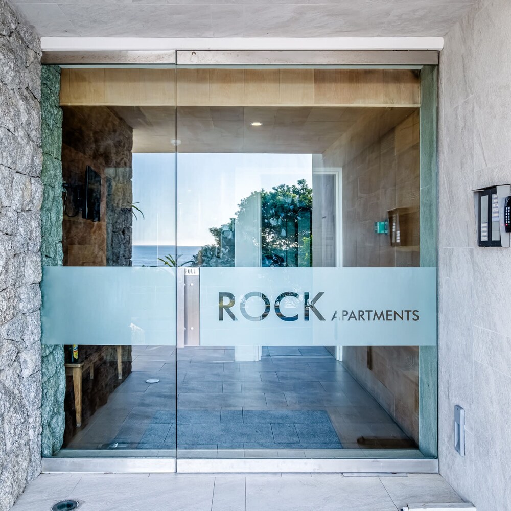 Luxurious Camps Bay Retreat w Sea Views Rock Residence view 4