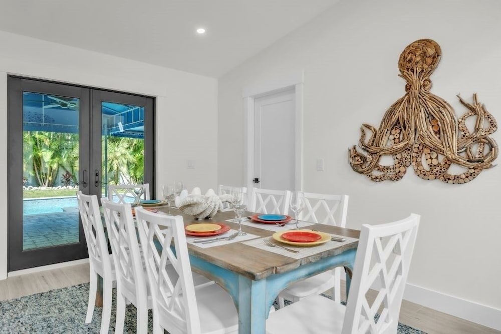 Chilli Fish 4 Bedroom Home