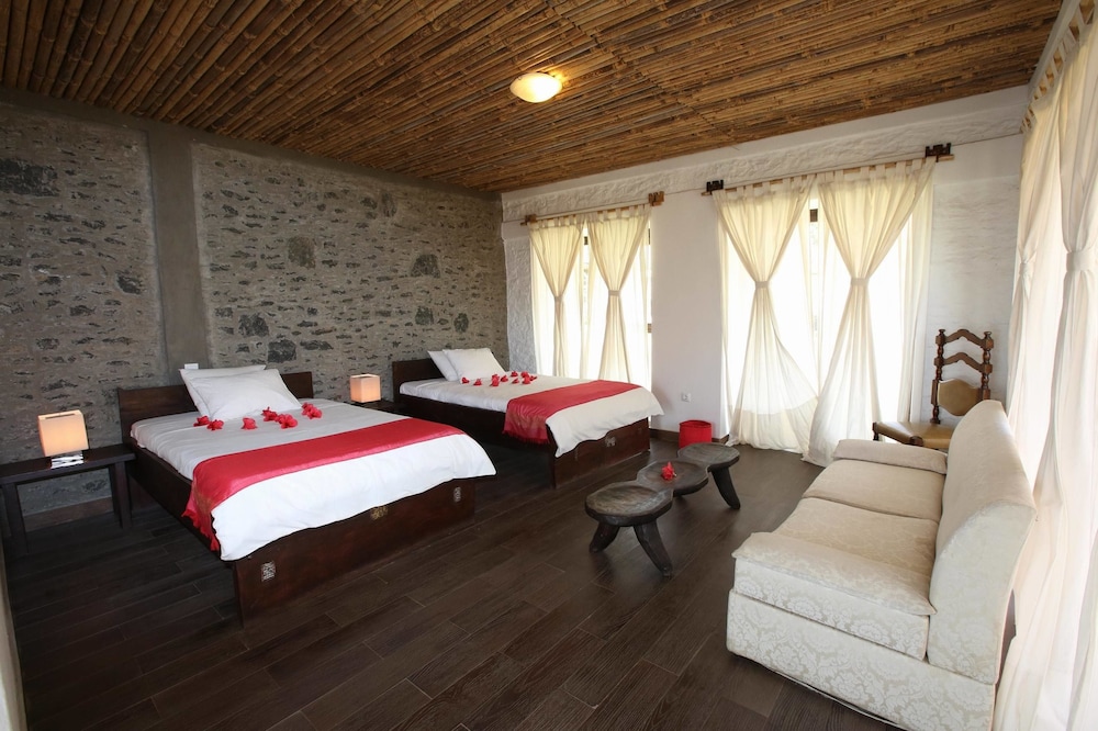 Mayleko Lodge