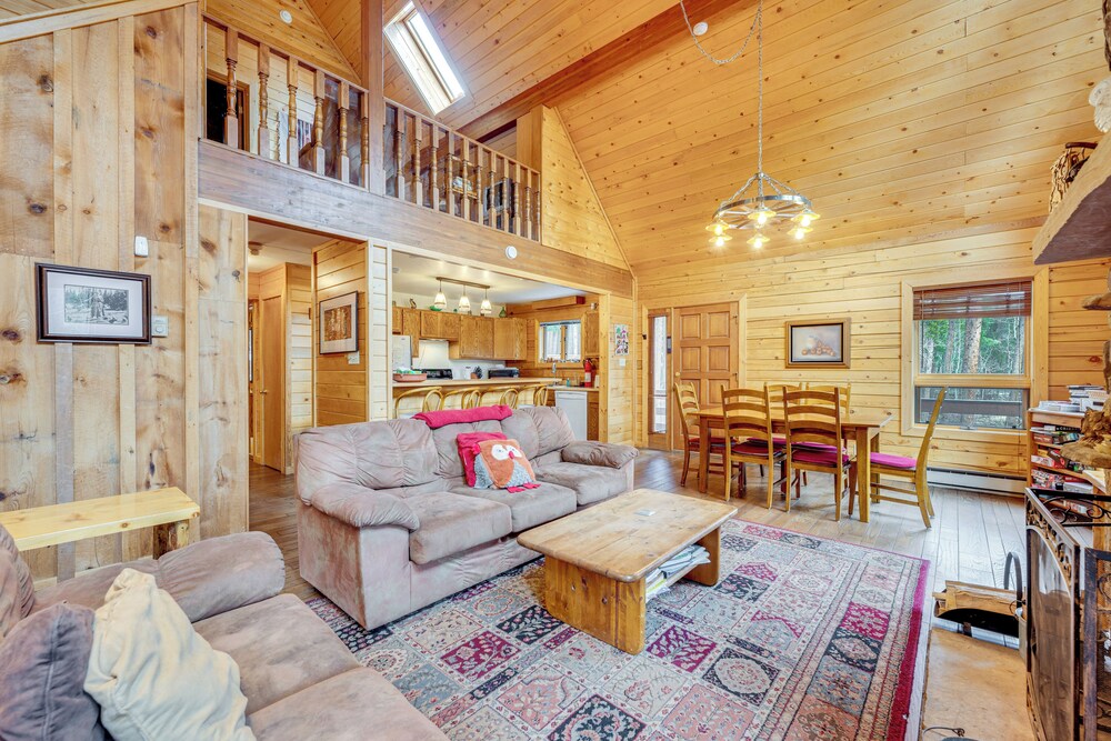 4 Mi to Rmnp: Allenspark Cabin w/ Wraparound Deck!