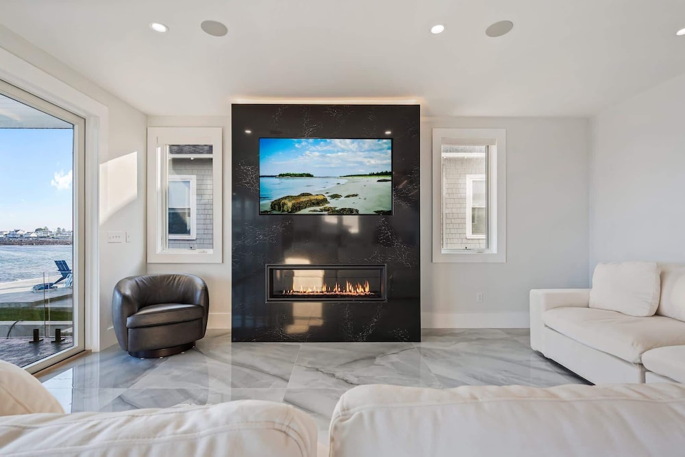 Brand New Home Ocean Views Wolf Appliances