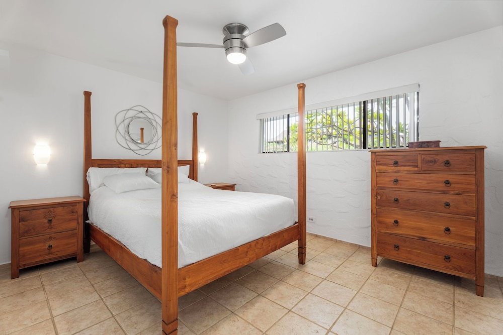 Oceanfront Complex - Updated Ground-floor Condo w/ AC & 2 Pools - Vrkcv